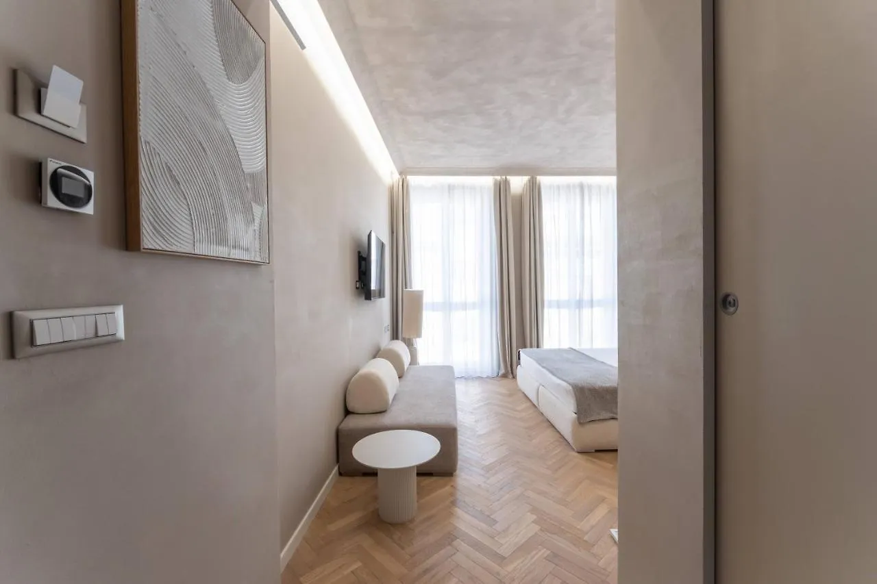 Duomo Collection Hotel Milánó 0*,